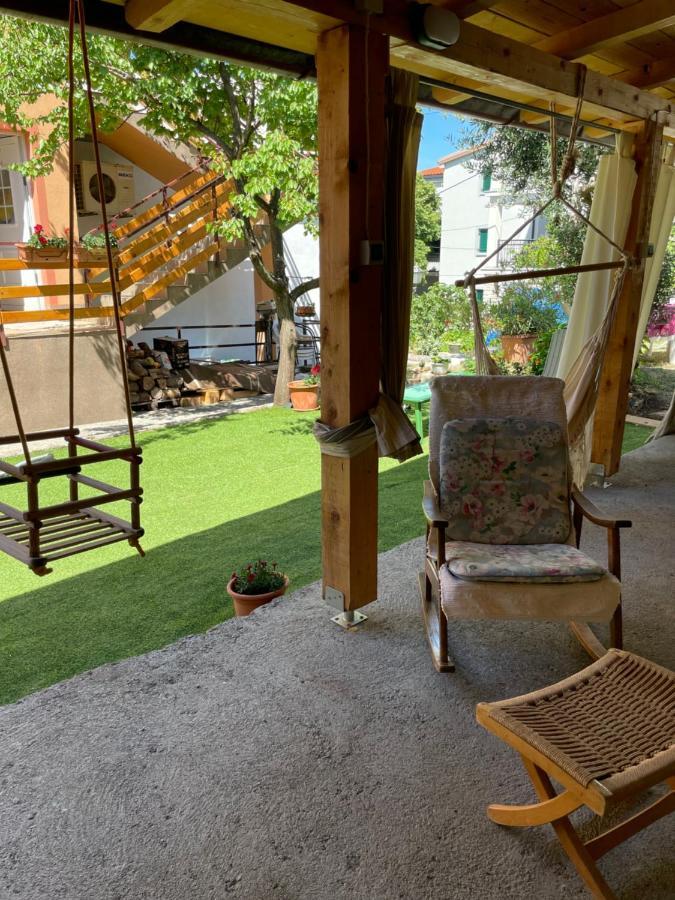 Studio Apartmani Kremic Karlobag Exterior foto