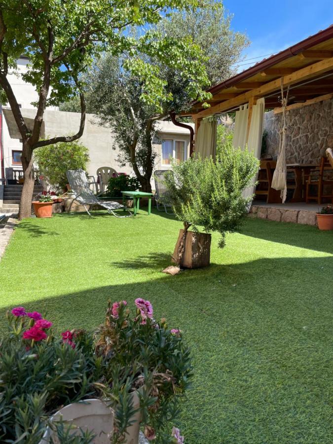 Studio Apartmani Kremic Karlobag Exterior foto